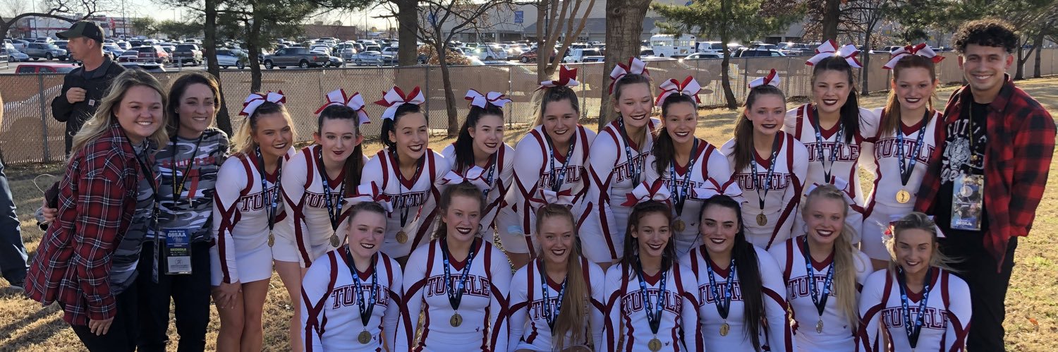 Tuttle Cheer banner