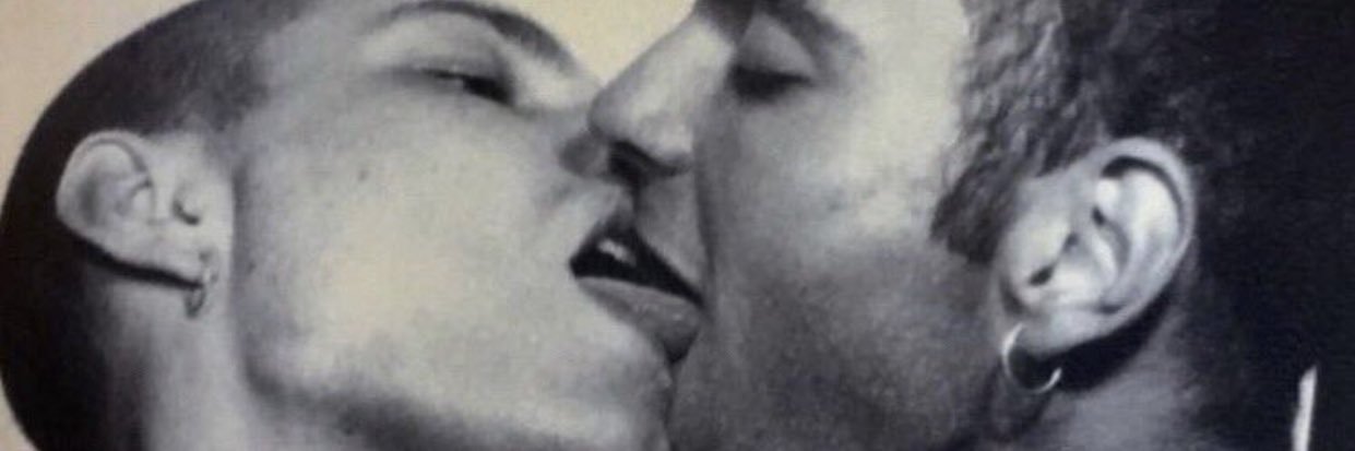 2beIonely's profile banner image