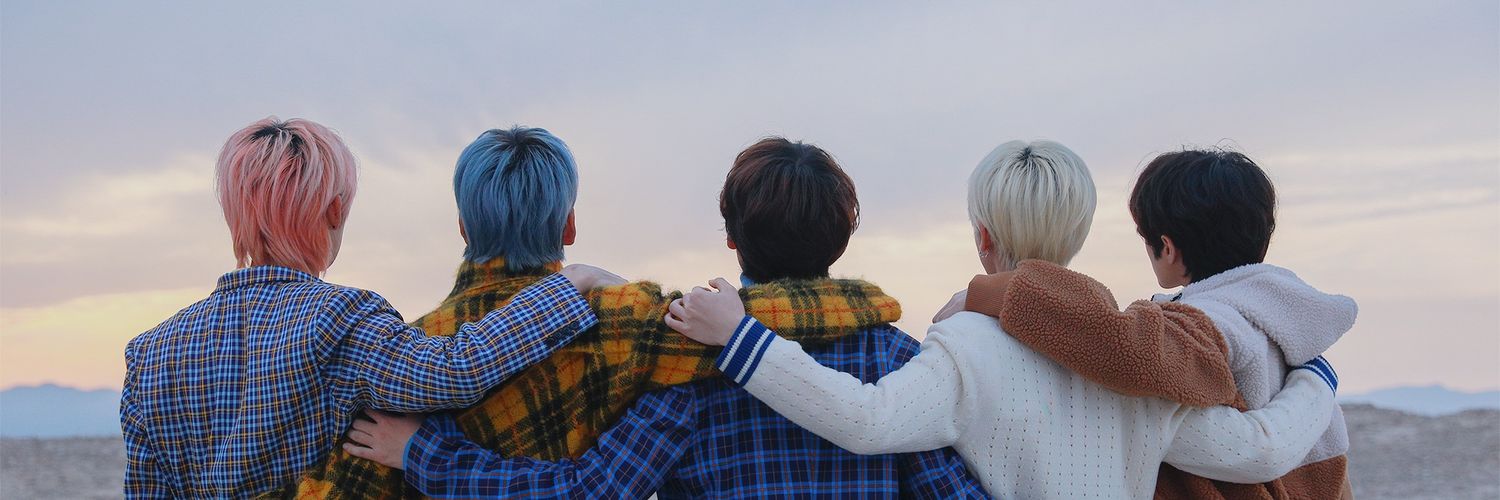 AIM_MIKA_V's profile banner image