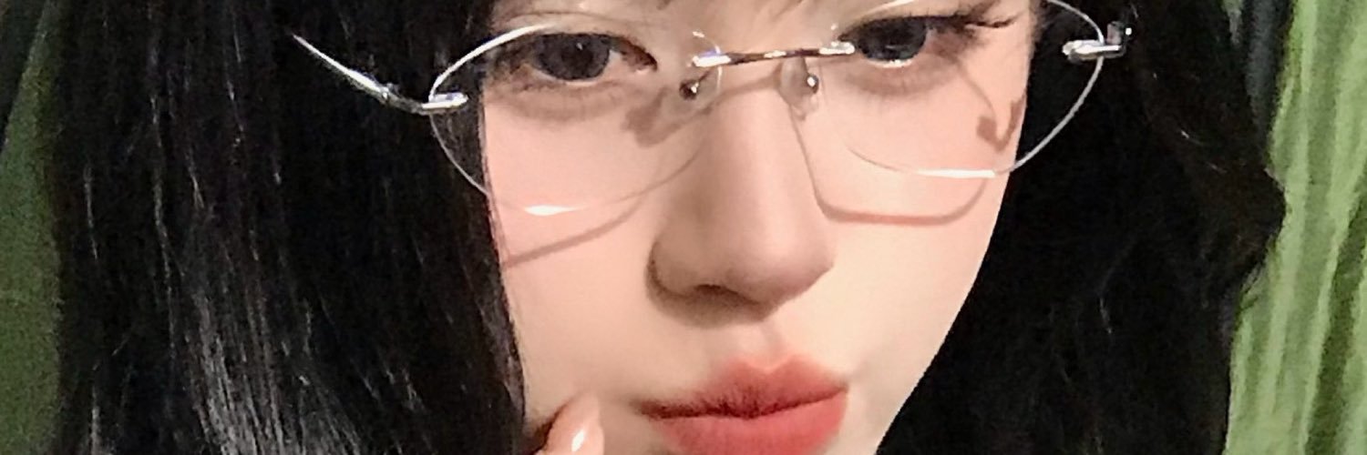fusvhiguro's profile banner image