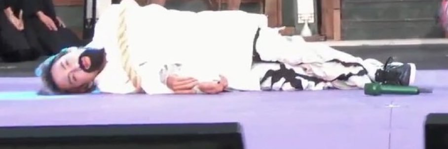 zoeyoonho's profile banner image