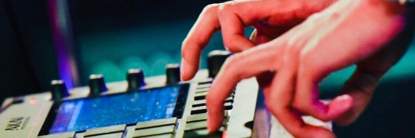emyt4's profile banner image