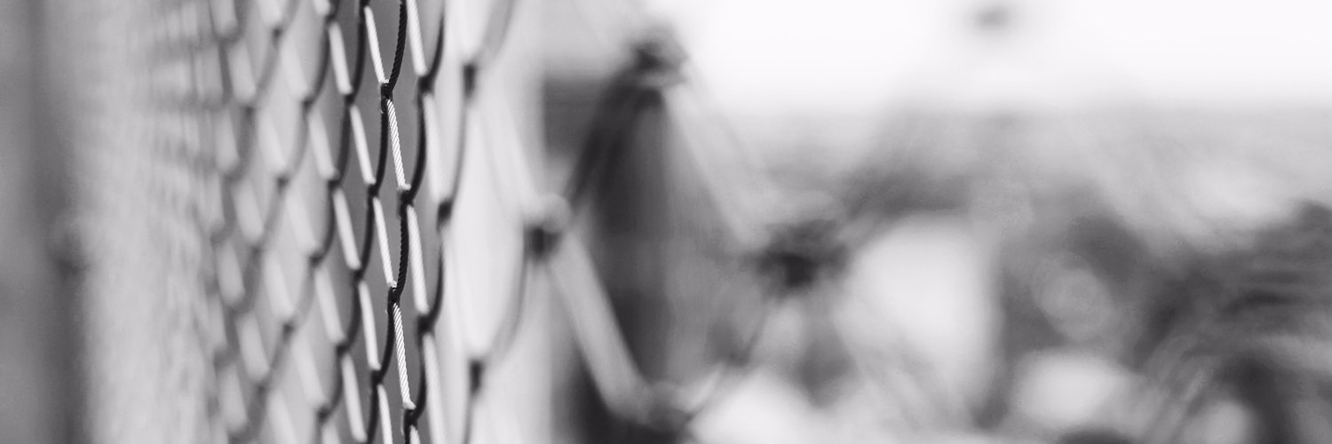 uotnine's profile banner image