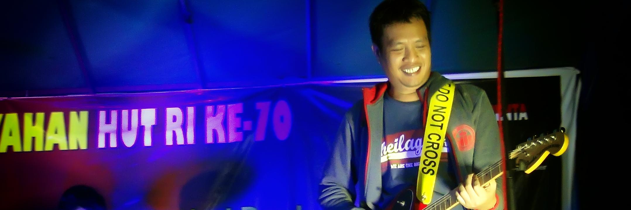 taufik_hide's profile banner image