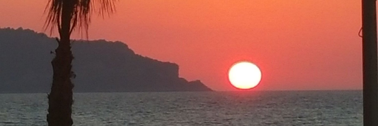 akin109's profile banner image
