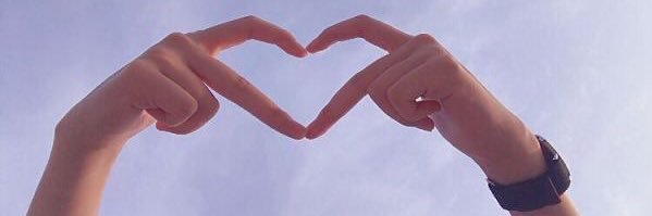 fika_apriliani_'s profile banner image
