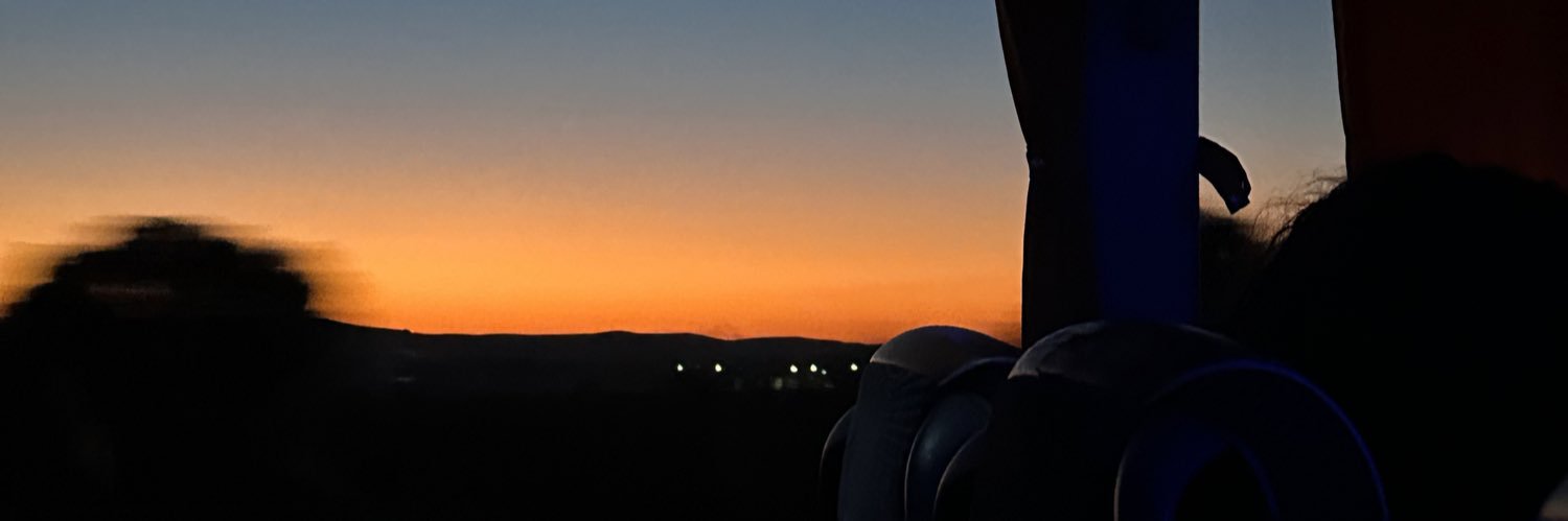 maanuurg04's profile banner image