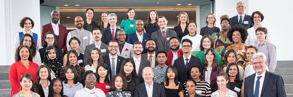 Melelo Phungs banner