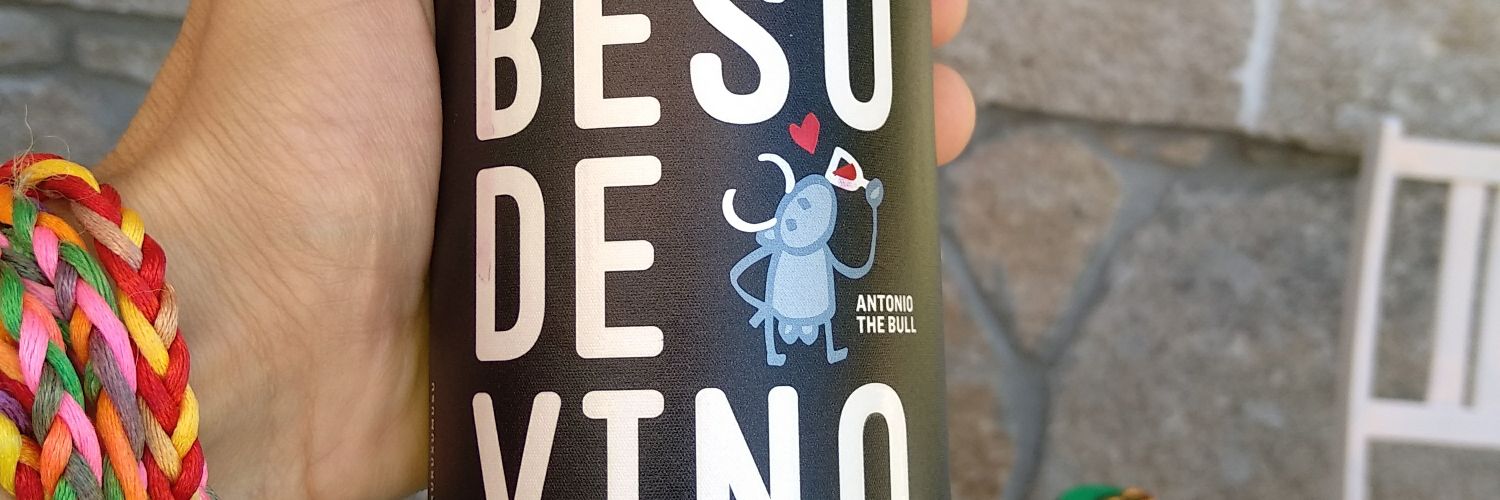 Esther Alonso con 😷 banner