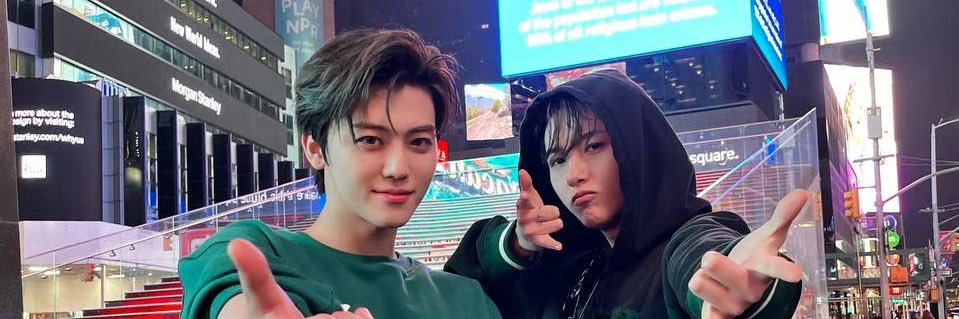 moonbearjin's profile banner image
