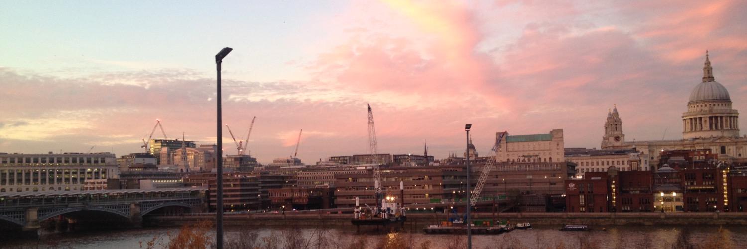 リュカ@5🌊11🐶25ニコ超26🍰 banner