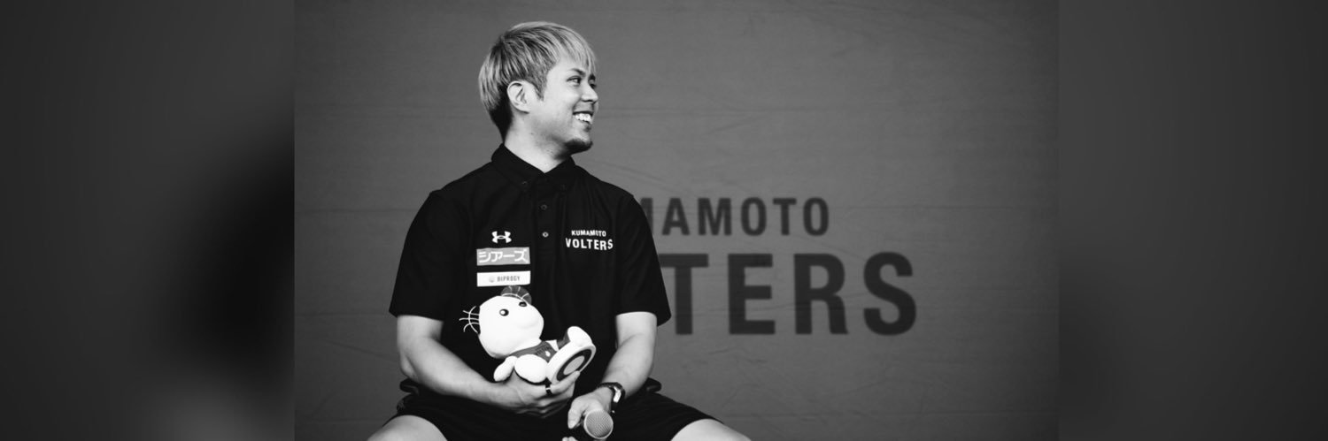 tomo_v11's profile banner image