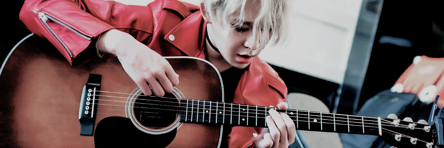 roses_th's profile banner image