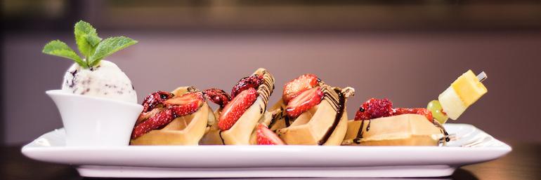 dinedesserts's profile banner image