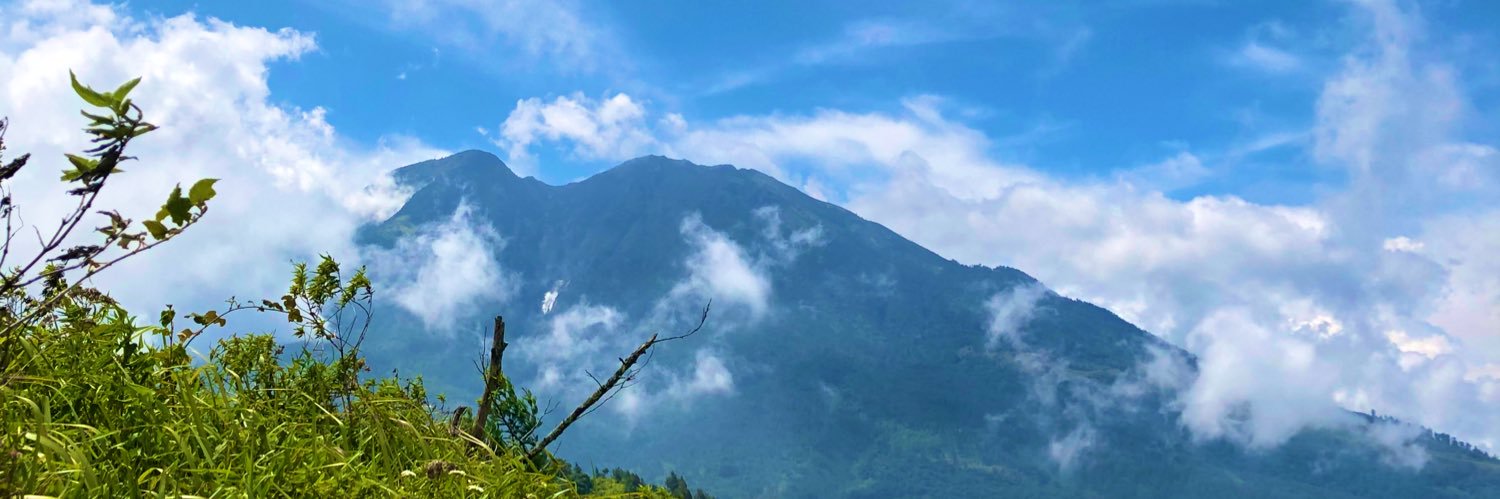 doiimu_'s profile banner image