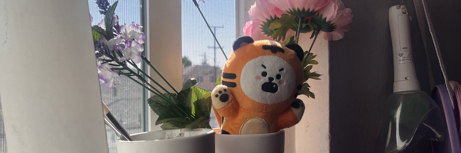 shyncle's profile banner image