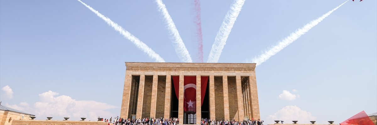 AlgulAykut's profile banner image