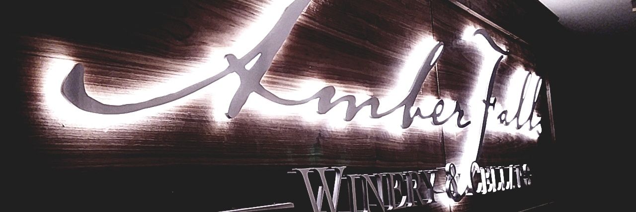 amberfallswine's profile banner image