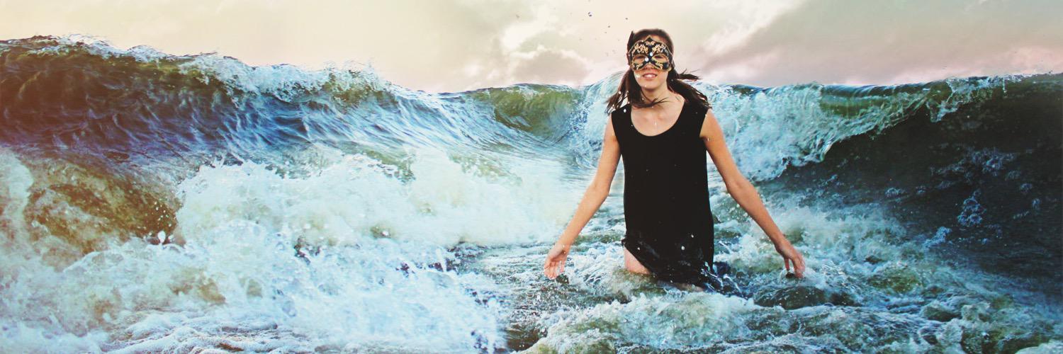 Compelling Pictures banner