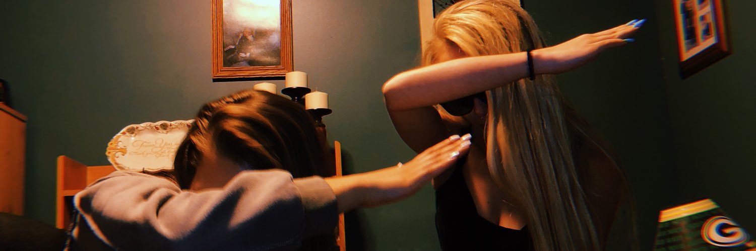 meredithwright_'s profile banner image