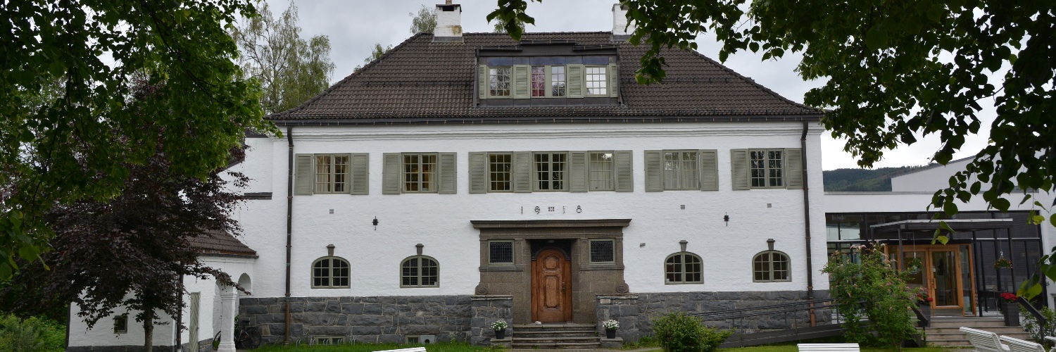 Nansen Center for Peace and Dialogue banner