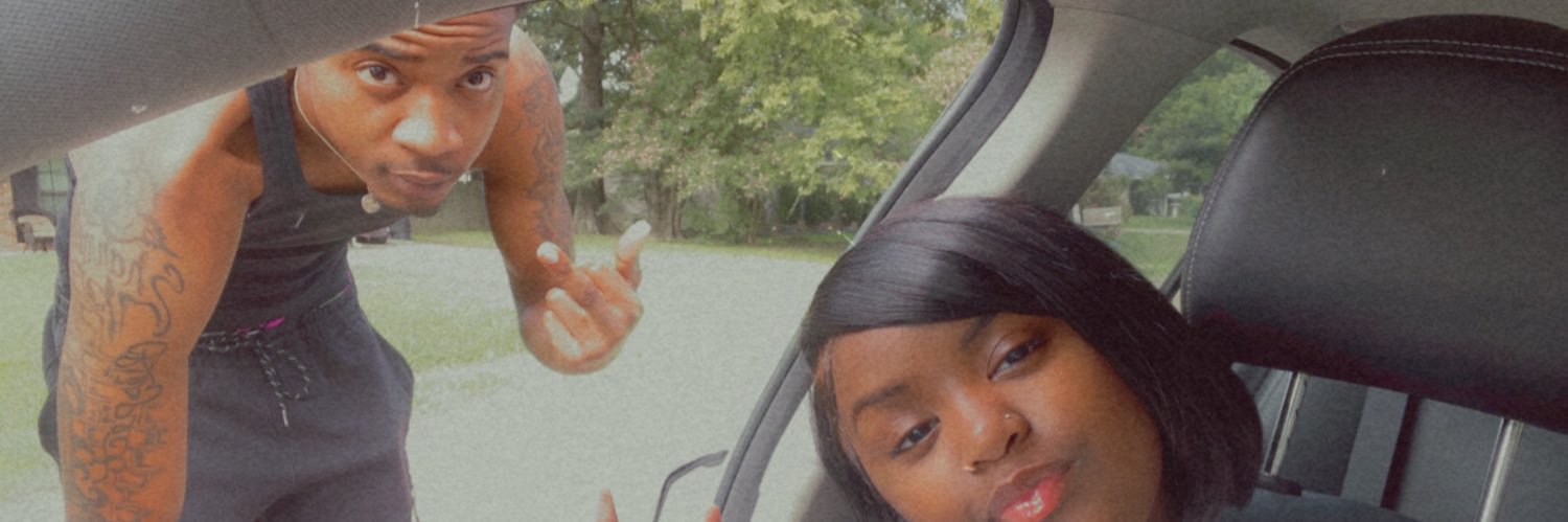 ___eunique's profile banner image
