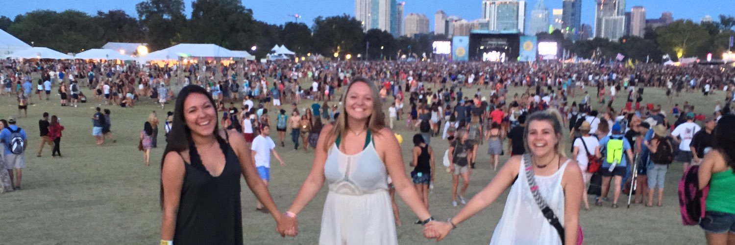 Lexieeeveee's profile banner image