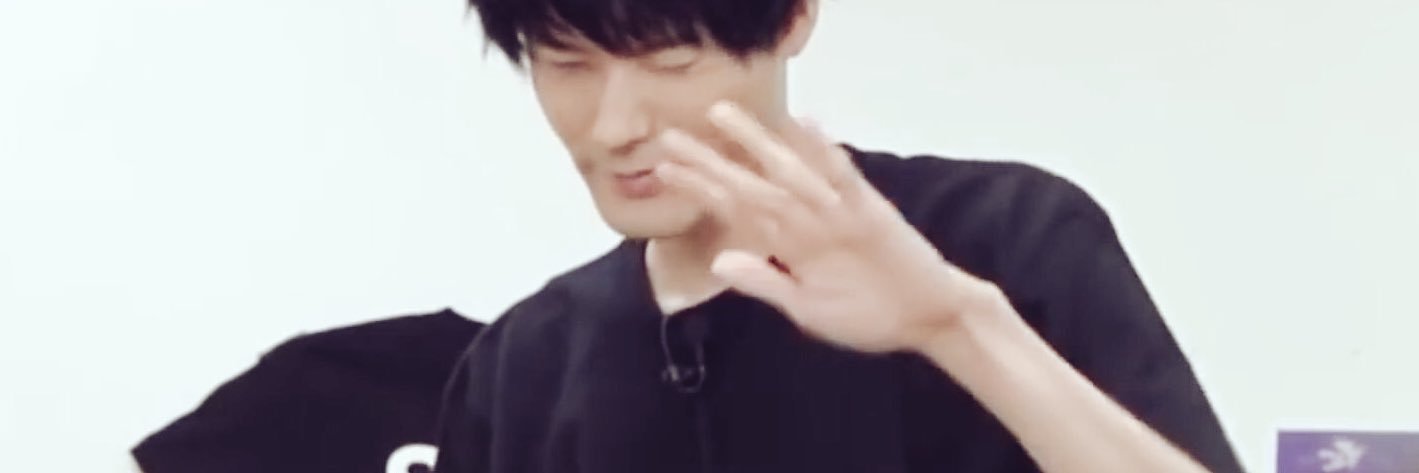 kkmyv's profile banner image