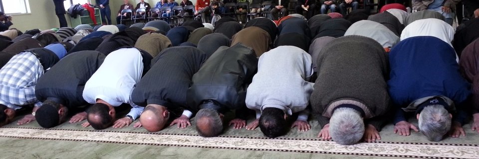 Muslim Guelph banner