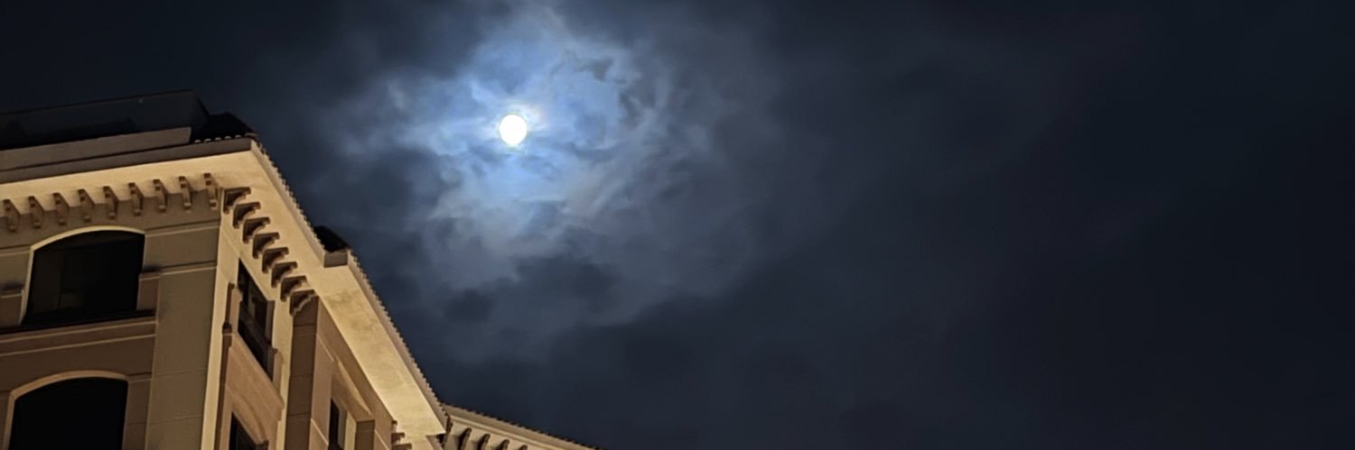 F_ALT8's profile banner image