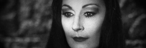 larissvilella's profile banner image