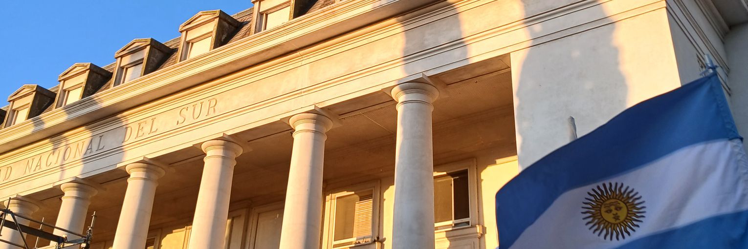 emiliamesax's profile banner image