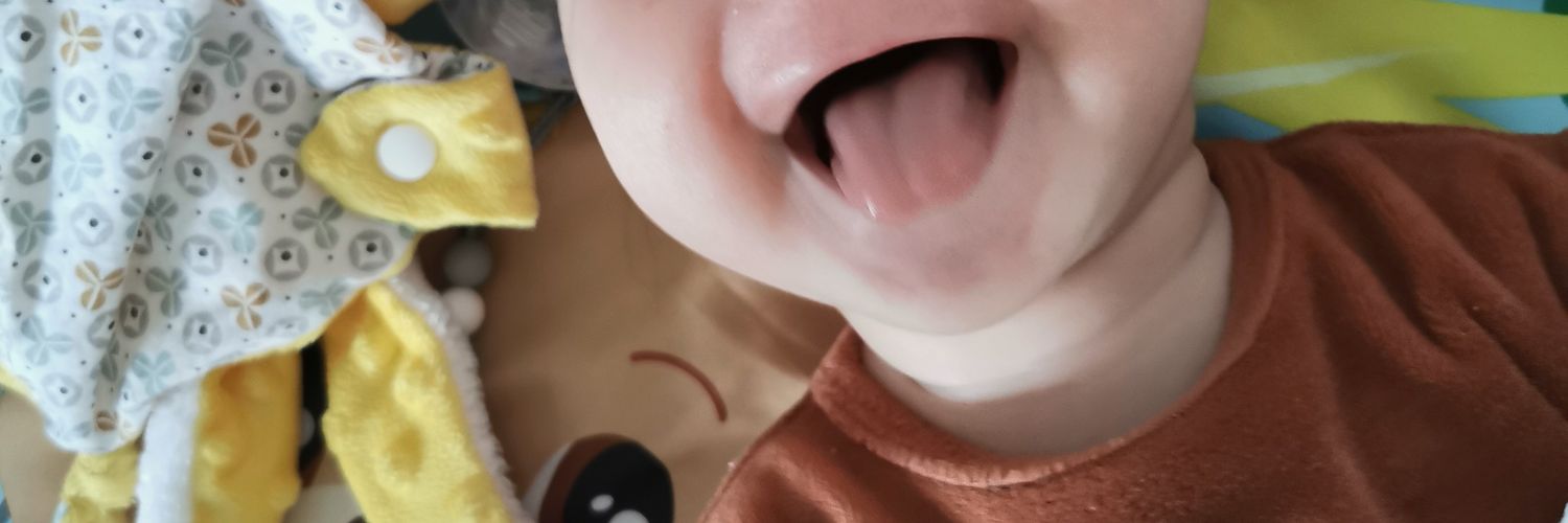 Victoire_Decoo's profile banner image