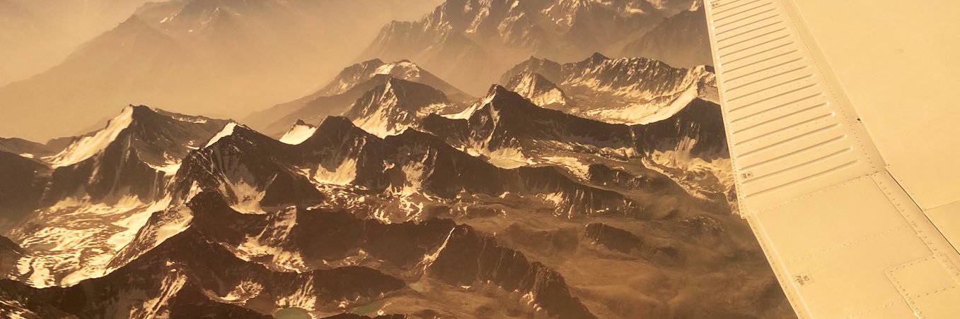 avandaagha's profile banner image