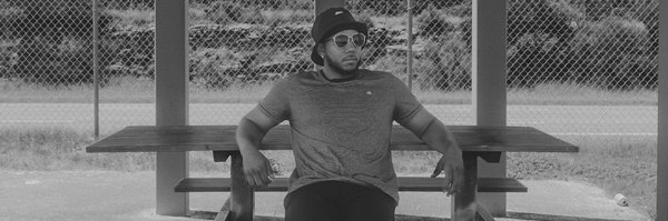 nic_v_ Profile Banner