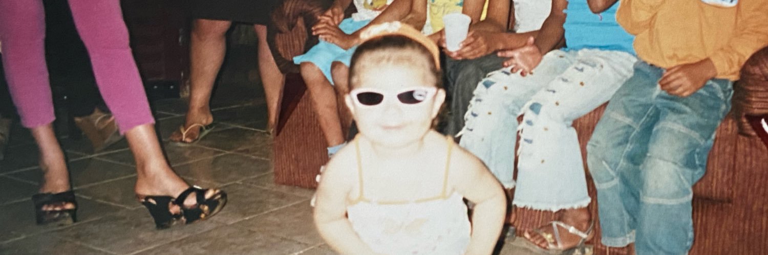 kaylaineal's profile banner image