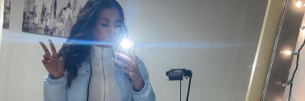 Jonelljunee's profile banner image