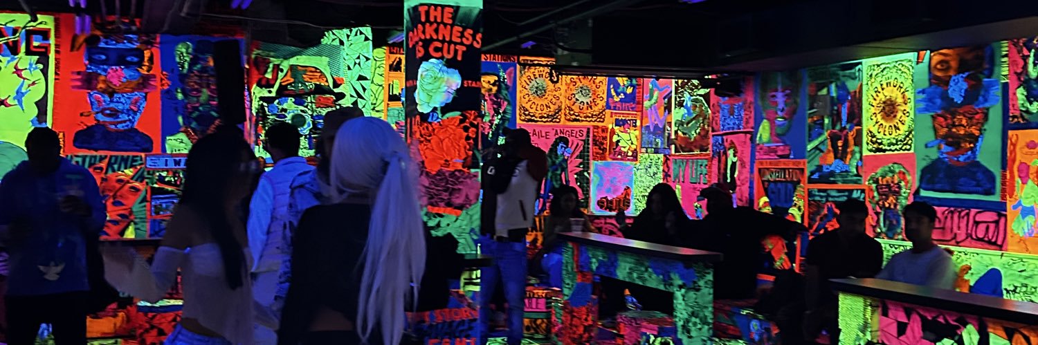 Deesickest's profile banner image