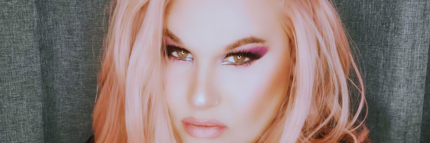 MakeupbyaaronX's profile banner image
