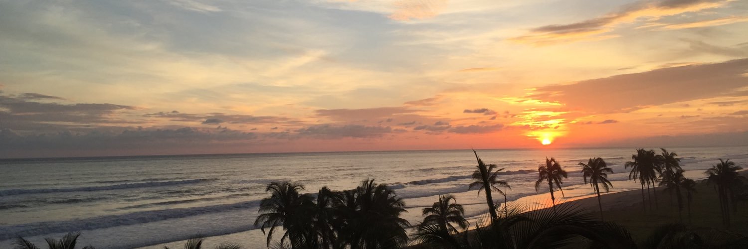 crisitcas's profile banner image