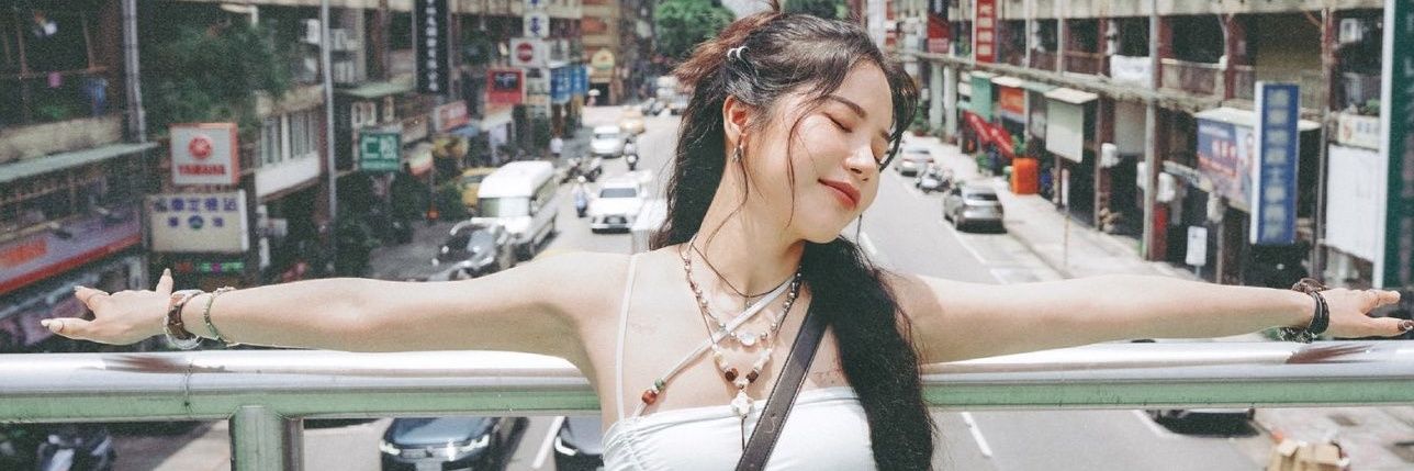 bellllawang's profile banner image