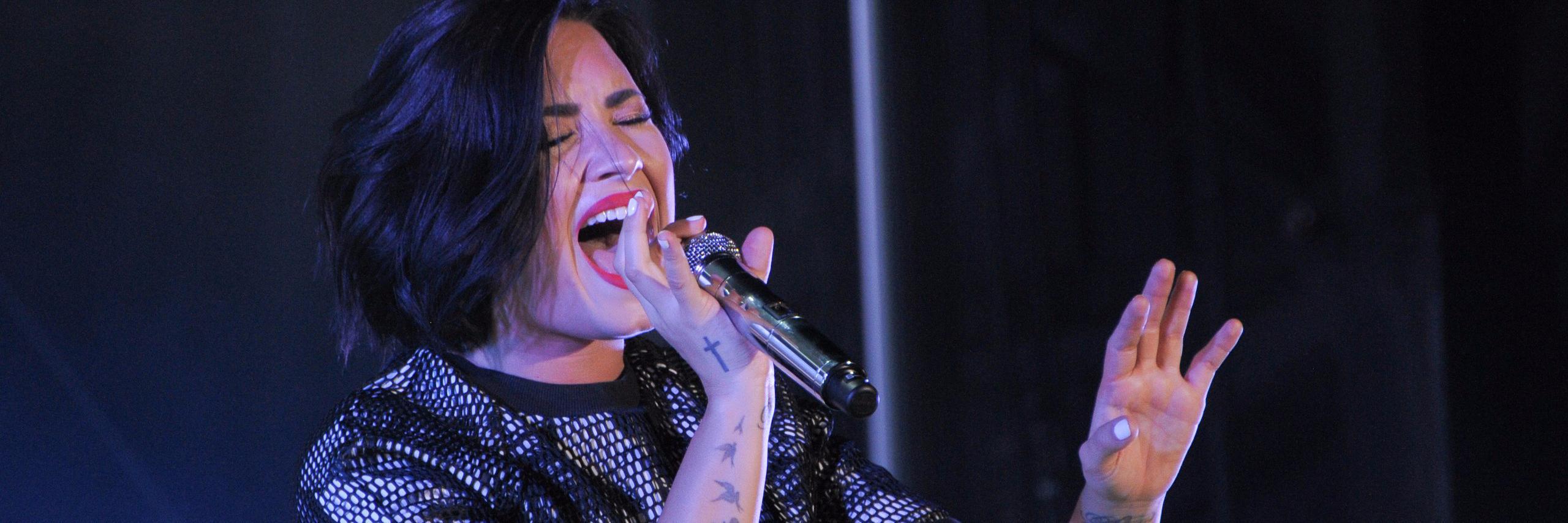 SunnyLovaticD's profile banner image