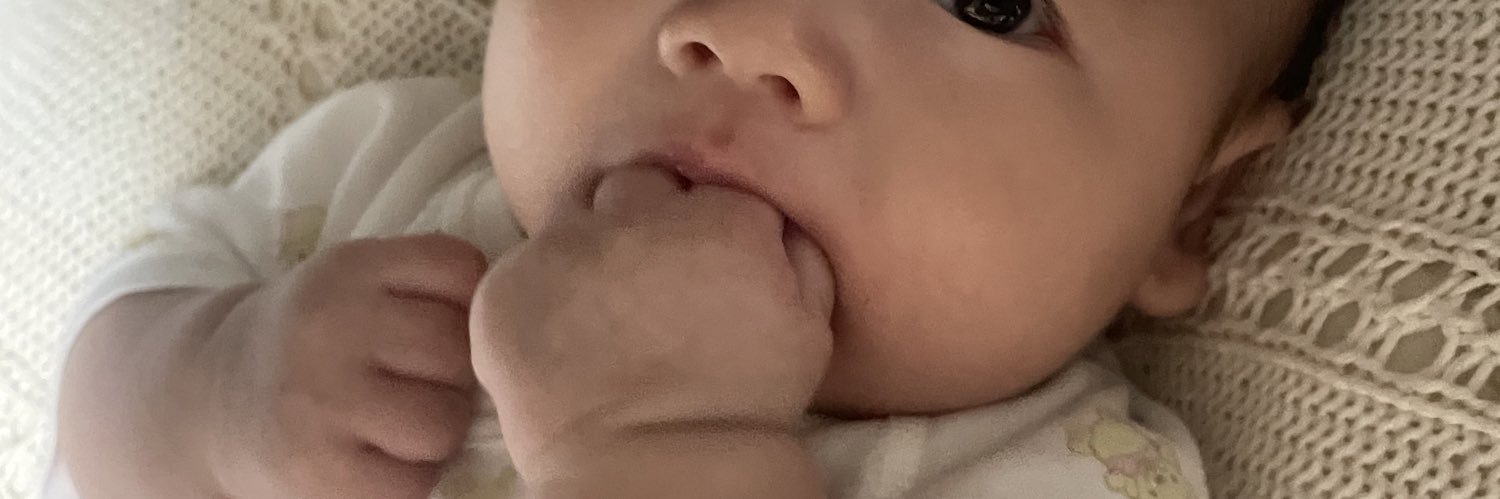 neeene1104's profile banner image