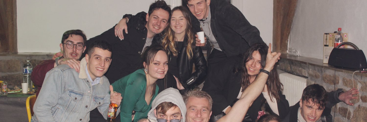 CamilleHnc's profile banner image