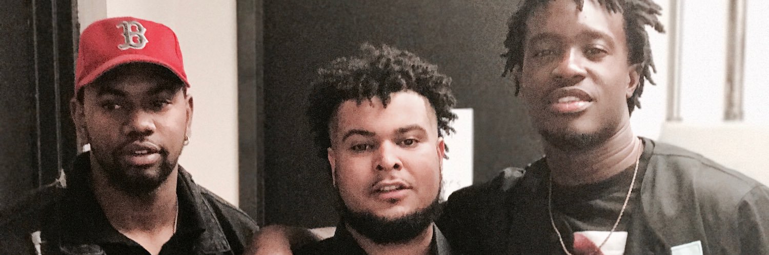 Alizae_A's profile banner image