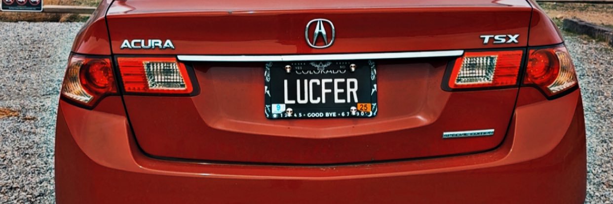 Lucikzz's profile banner image