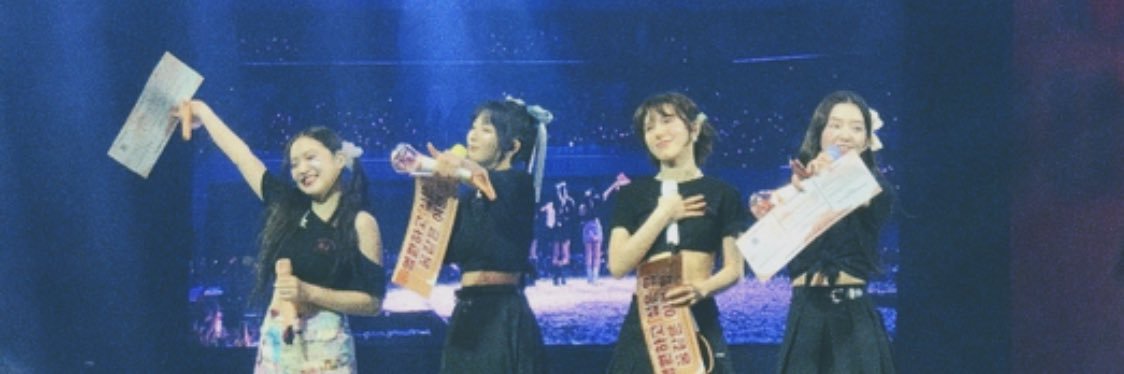softlyoona's profile banner image