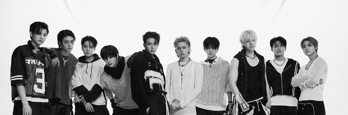 hyoyix's profile banner image