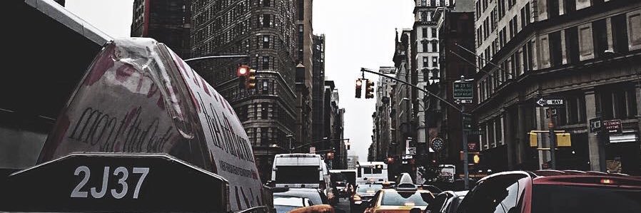 Avi Singh🦉 banner