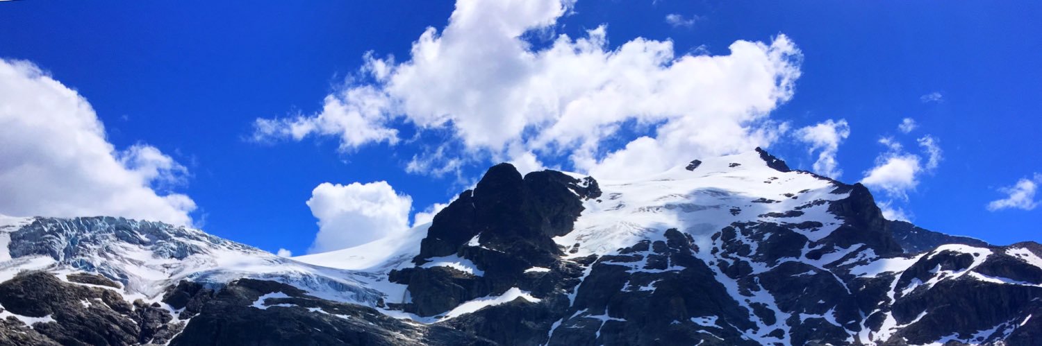 Stacy Thompson banner